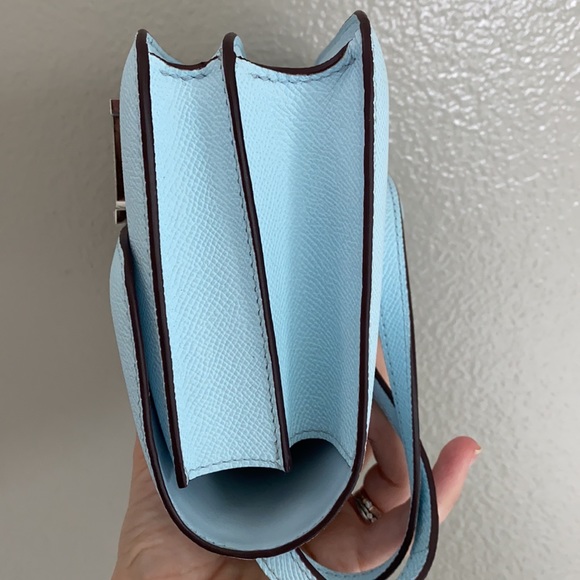 SOLD Mini Constance 18 Bleu Brume Epson Hermès bag - Picture 13 of 15